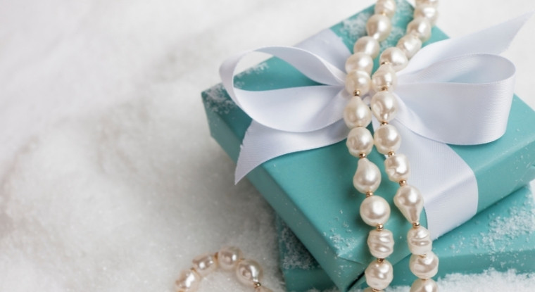 Are Pearls a Good Gift