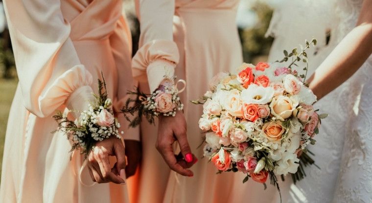 How Much to Spend on Bridesmaid Gifts